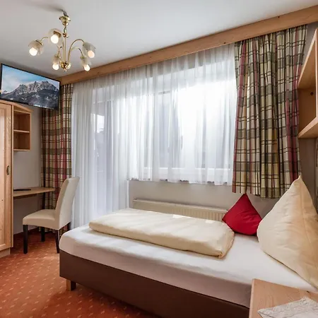 Christophorus Guest house 3*